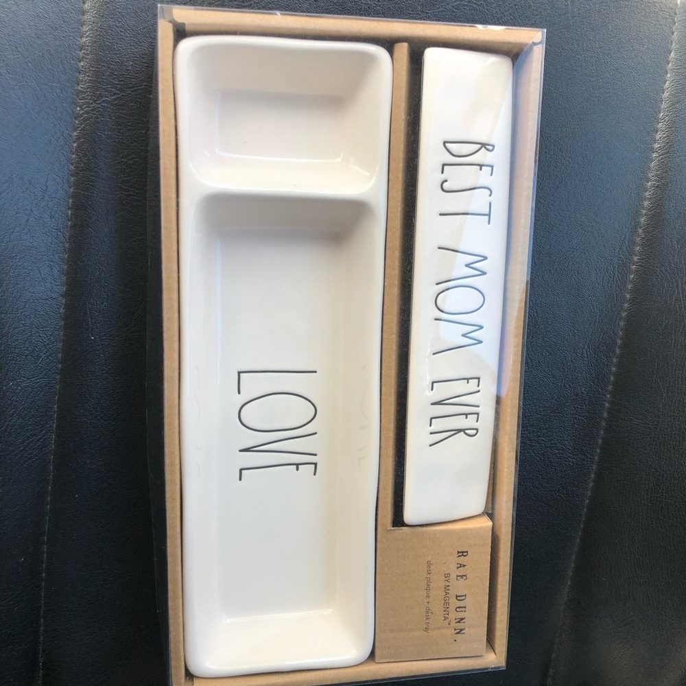 Rae Dunn Best Mom Ever Desk Plaque/ desk set